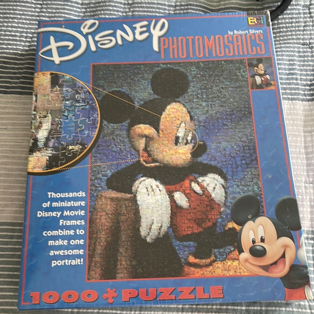 Disney Photomosaics Mickey Mouse Puzzle - Blue and Red